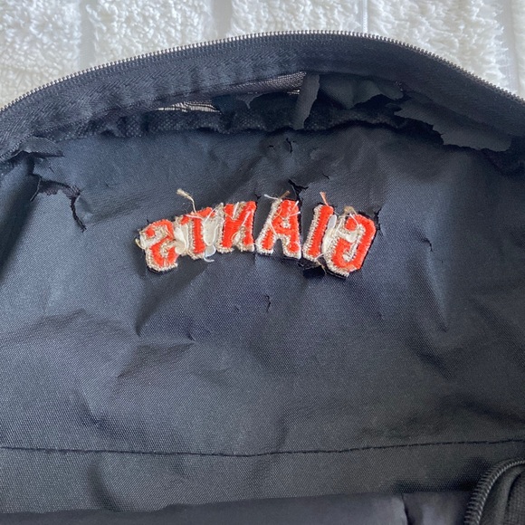 SF Giants Black Backpack with ‘SF’ Logo - Picture 9 of 9